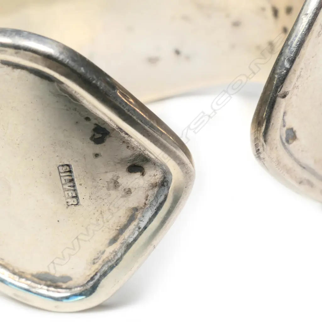 NZ Maker unknown silver Federated Framers napkin ring, Image 1++